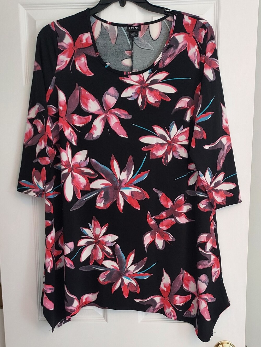 Evans Black Floral Tunic Top - Pink & Red Blooms